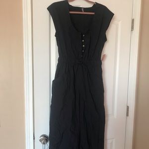 NWT Free People movement jumpsuit in Black size XS